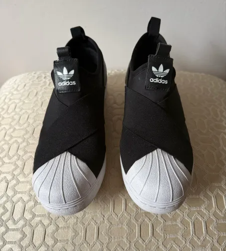 Tênis Adidas Slip-On Superestar