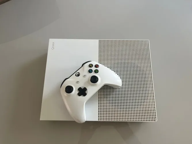 Xbox one S 1TB