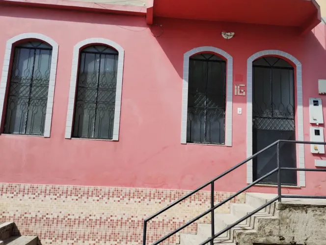 Alvorada - Apto de 2 quartos (tipo casa) no Conjunto Jardim do Éden