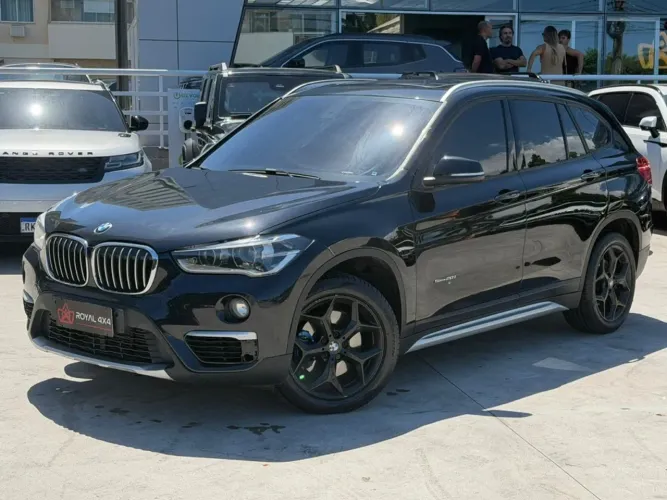 BMW X1 Sdrive 20I X-line 2.0 TB Active Flex 2018