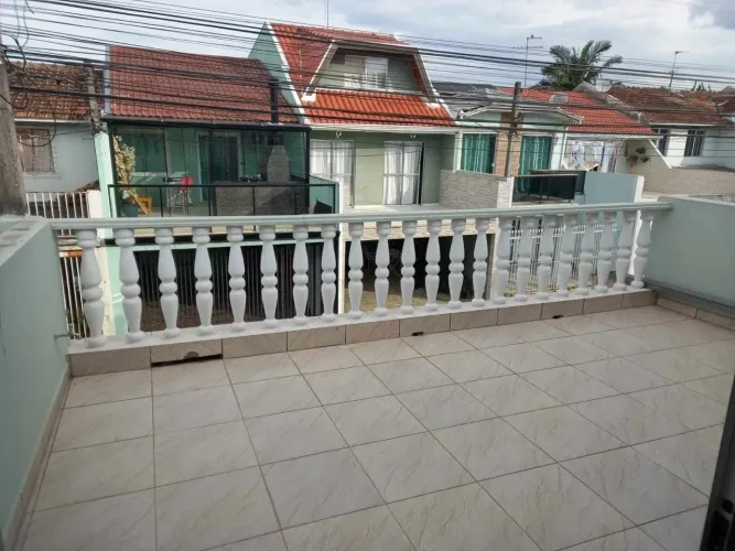 Aluguel de QUARTO em sobrado compartilhado para MENINAS