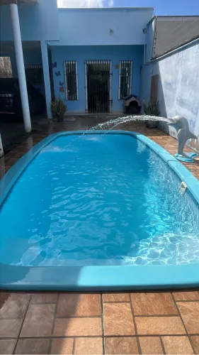 Limpeza de piscina, tratamento da água , escovação, aspiração !