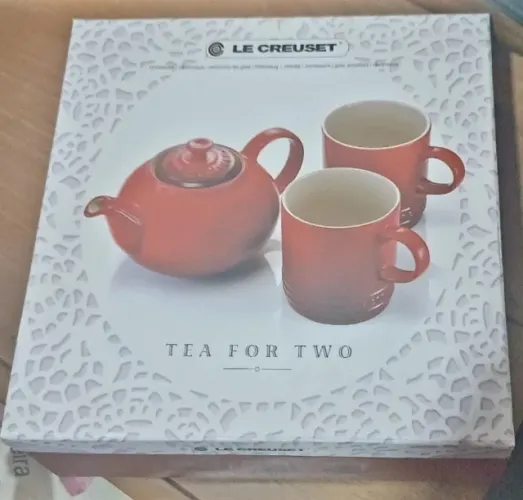 Renda Francesa Set Chá Cereja Le Creuset