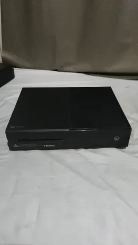 Xbox One Fat - SEM CONTROLE