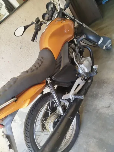 Vendo titan mix cg150 ano 2010