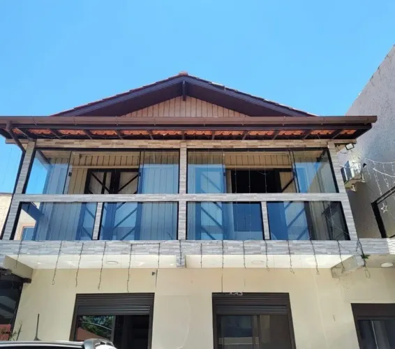 Casa de 5 dormitórios à venda no Saco Grande