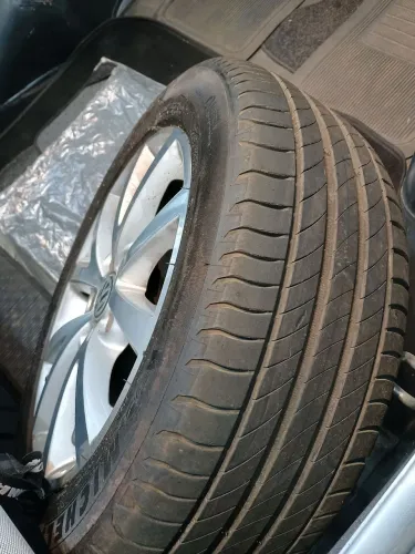 Rodas com pneu 205 55 R16