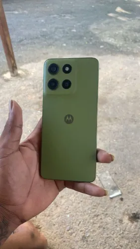 Vendo celular Motorola moto G 15 sem novo sem arranhão