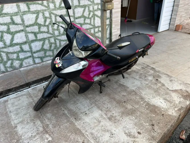 Vendo Biz 2013 modelo Ex