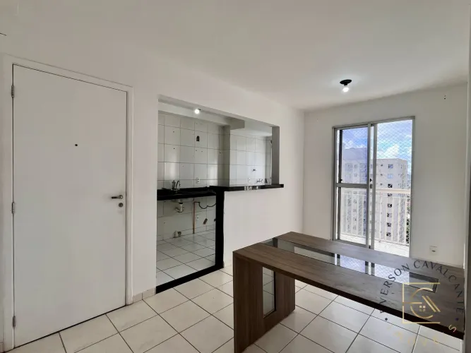 Apartamento Familiar à Venda no Antares | 2 Quartos