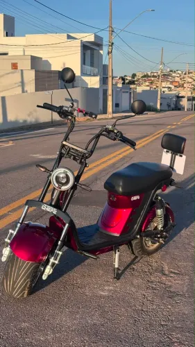 Moto elétrica X11 2026