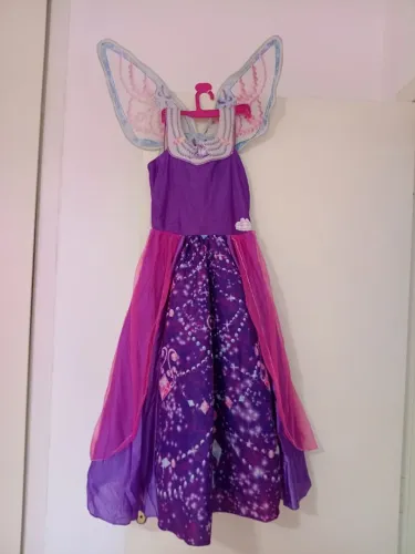 Vestido Barbie Tam. 6 a 8 anos! R$30,00