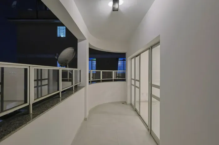 Imóvel para aluguel possui 132 metros quadrados com 5 quartos em Ana Lúcia - Sabará - MG