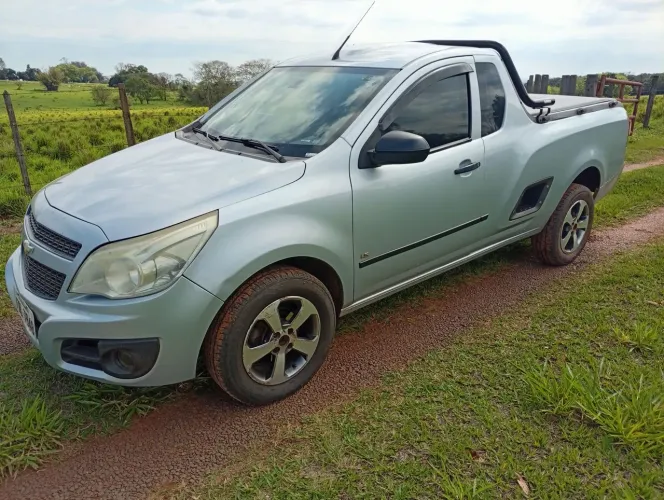 Chevrolet Montana LS 1.4 Econoflex 8V 2P 2012