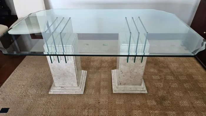 Mesa de jantar pé de mármore 