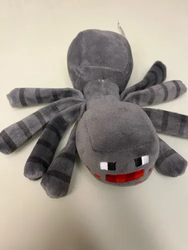 Aranha de pelúcia