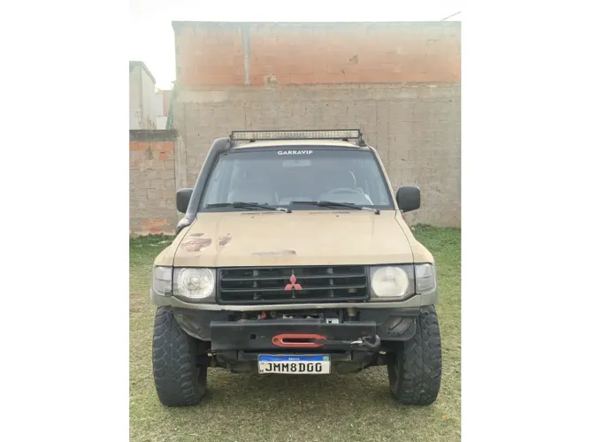 Mitsubishi Pajero GLS 3.0 V6 2P Mec. 1998