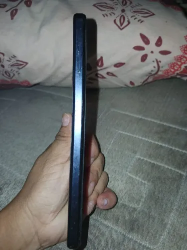 Vende-se celular moto g53 128GB
