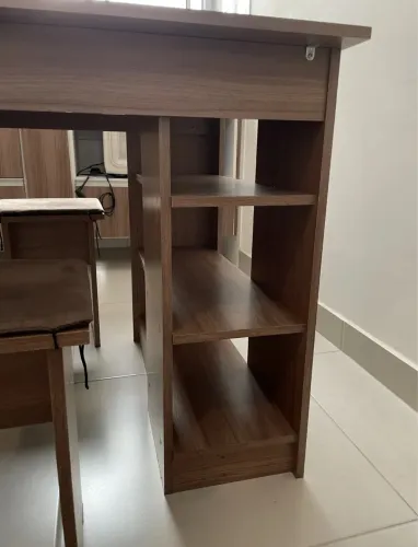 Mesa De Jantar Emovell 4 Cadeiras 140cm - Modelo Emovell (Usado)