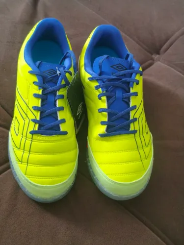CHUTEIRA FUTSAL UMBRO BR FUTSAL TAMANHO 41