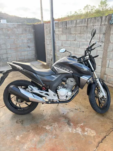 Cb 250 Twister único dono 