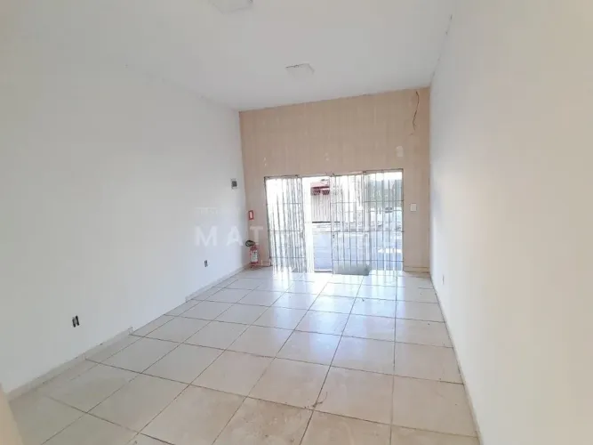 Salão comercial para locação, no Centro de Limeira/SP.