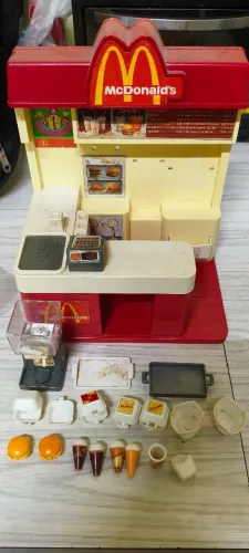 Lanchonete McDonald's anos 80