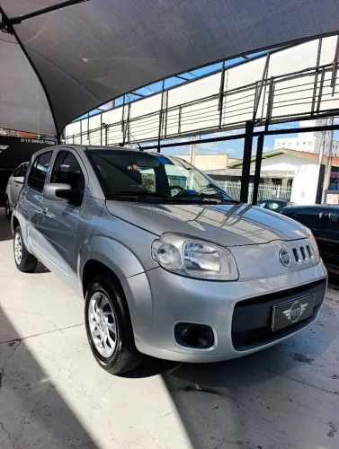 Fiat Uno Vivace Celeb. 1.0 EVO F.flex 8V 5P 2013