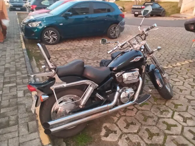 Suzuki Marauder 800