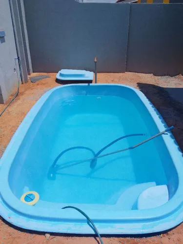 Piscina 4 metros usada completa com casa de maquina