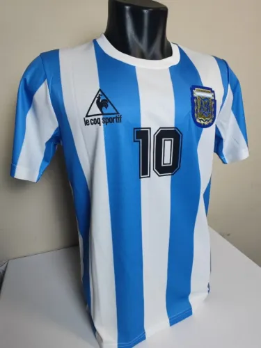 Camisa retro: Argentina 1982 ( PERSONALIZADA) (COM DEFEITO)