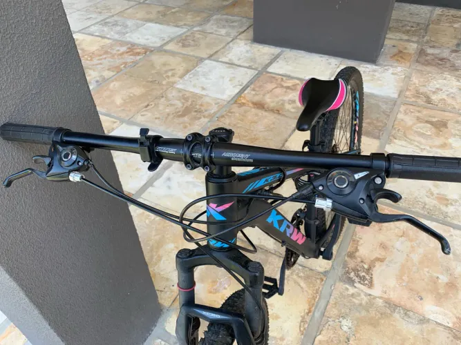 Bicicleta Aro 26, Aro em alumínio aero, com marchas
