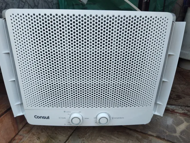 Ar Consul 10 BTUs 110 volta semi.novo 650,00