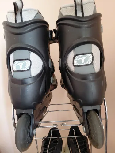VENDO PATINS 