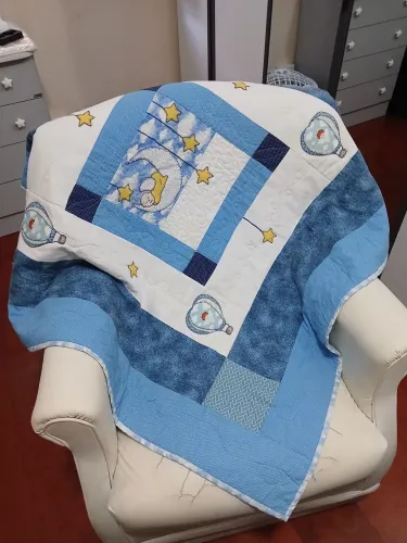 CADEIRA DE AMAMENTAÇÃO E BALANÇO 