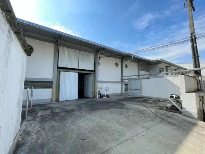 Barracão para alugar, 600 m² por R$ 16.000,00/mês - Hauer - Curitiba/PR