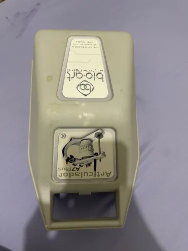 Articulador odontológico bio-Art A7 Plus com arco 
