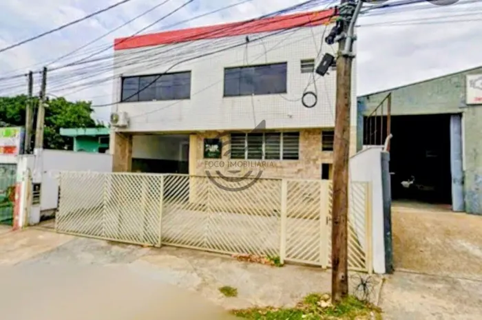 OPORTUNIDADE ! Aluga-se Galpão Industrial/comercial/logístico rua principal Éden.