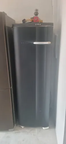 Freezer vertical