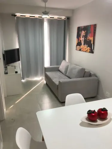 OPORTUNIDADE DE VENDA NO CENTRO/LAPA!!! QUARTO E SALA COM 44M2!!! CONDOMÍNIO COM TOTAL INF