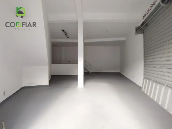 Loja de Aprox. 90m² em frente a escola do bairro Jardim Filadelfia