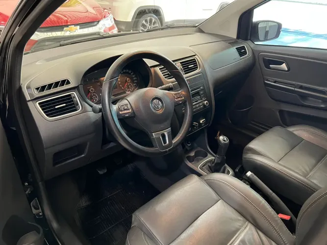Volkswagen Spacefox 1.6/ 1.6 Trend Total Flex 8V 5P 2013