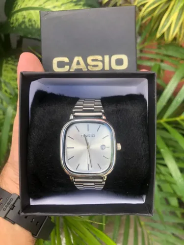 RELÓGIO CASIO RETRÔ COM CALENDÁRIO