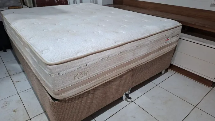 Cama box Queen size colchão herval molas ensacadas bambu