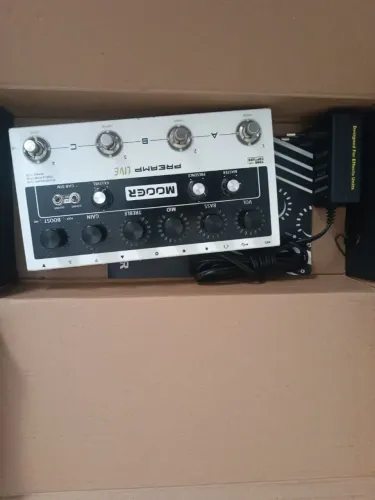 Pedal pré amp com impulse response para guitarra 