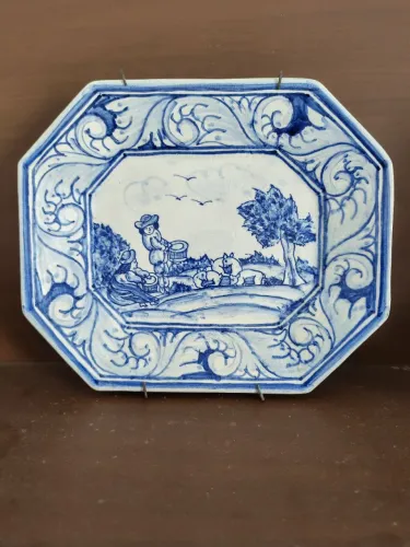 Prato Decorativo Em Faiança Portuguesa Pintado a Mão Antigoão