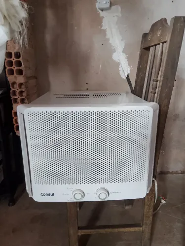 Acondicionado de janela ACJ