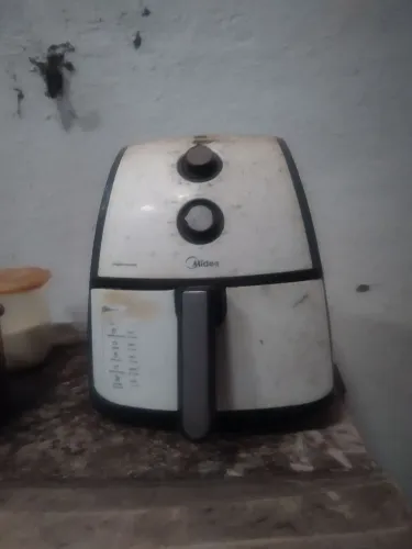 Air Fryer Midea para Retirada de Peças / Sucata