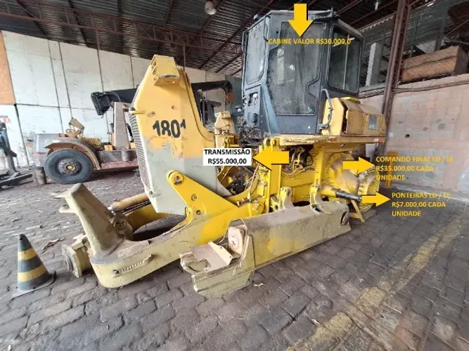 Trator De Esteira Komatsu D61ex-15eo Ano 2011