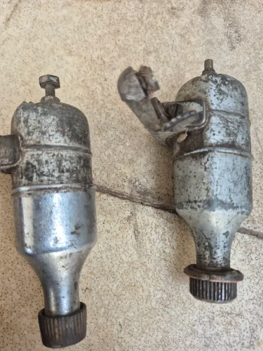 Vendo par de dinamos antigo para bicicleta